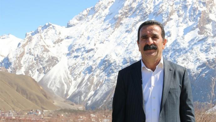 هێزهكانی توركیا دهستیان بهسهر شارەوانی جولەمێرگدا گرت و هاوسەرۆکی ...